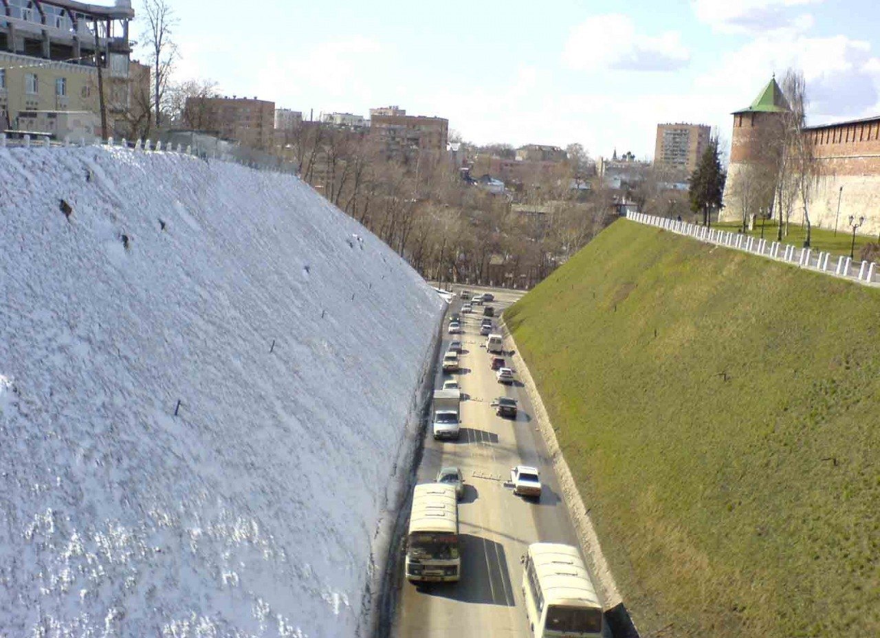 1280x928, 247 Kb / нижний новгород, снег, зима весна, холм, дорога