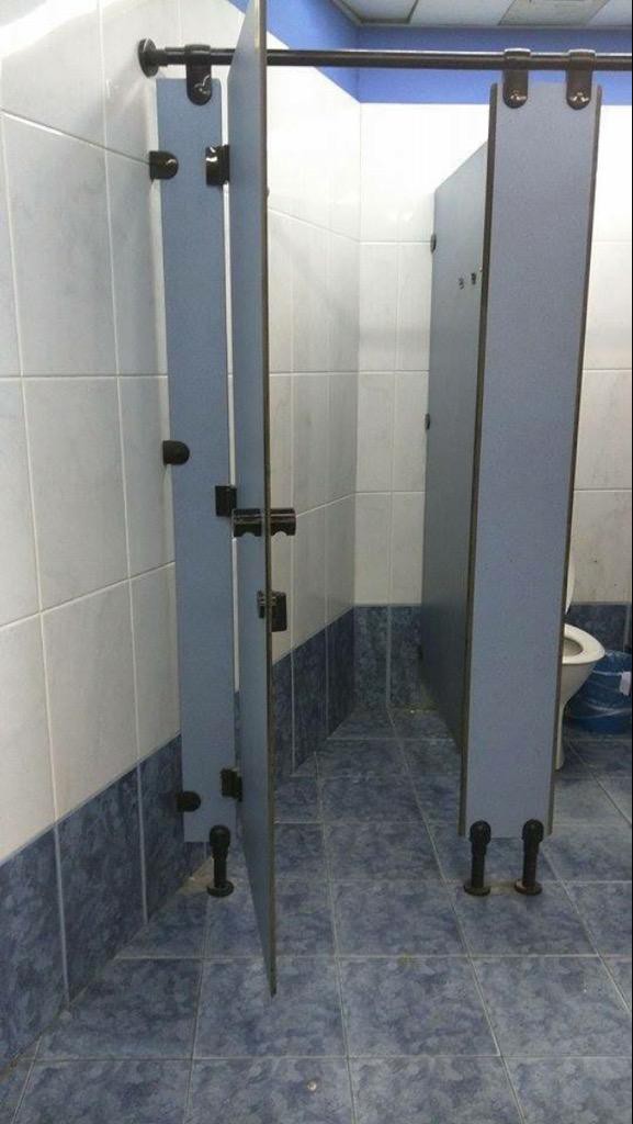 577x1024, 71 Kb / туалет, кабинка