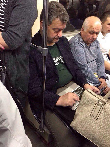 453x604, 66 Kb / порошенко, метро, ноутбук