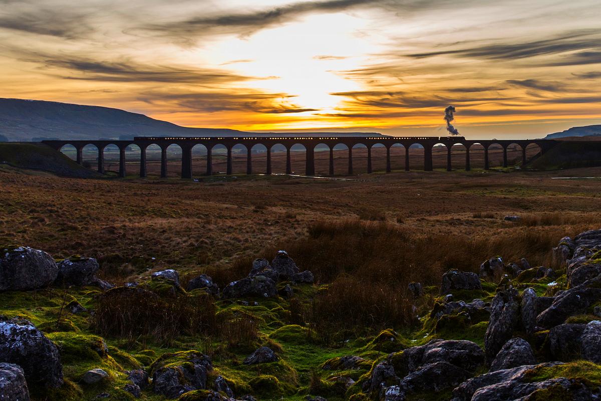 1200x800, 170 Kb / паровоз, Duchess of Sutherland,виадук,Batty Moss