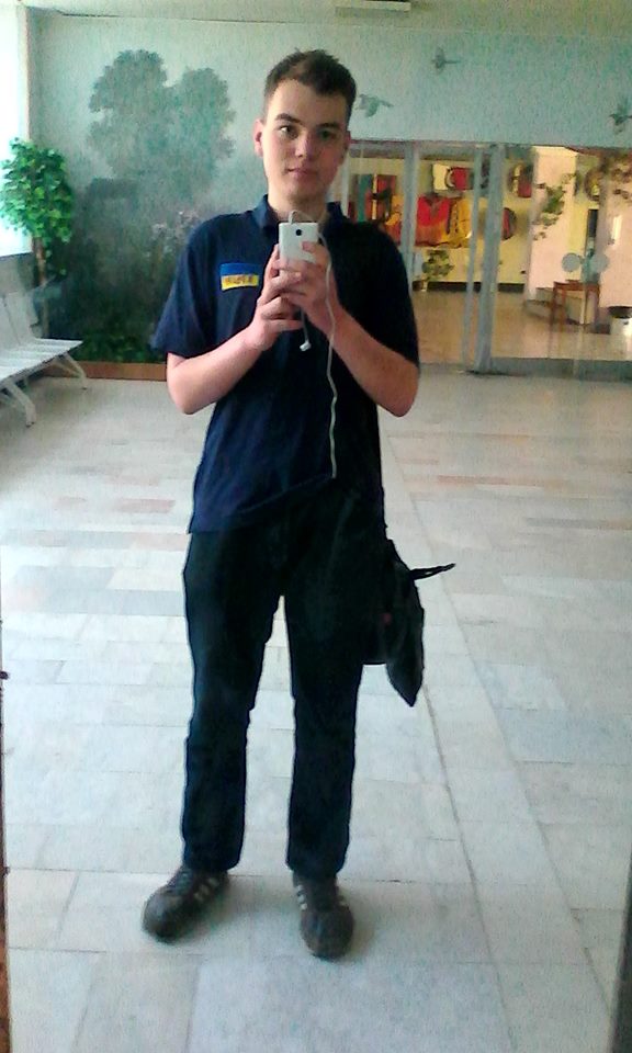 576x960, 78 Kb / поступок, гражданская, позиция, адекватность, политота