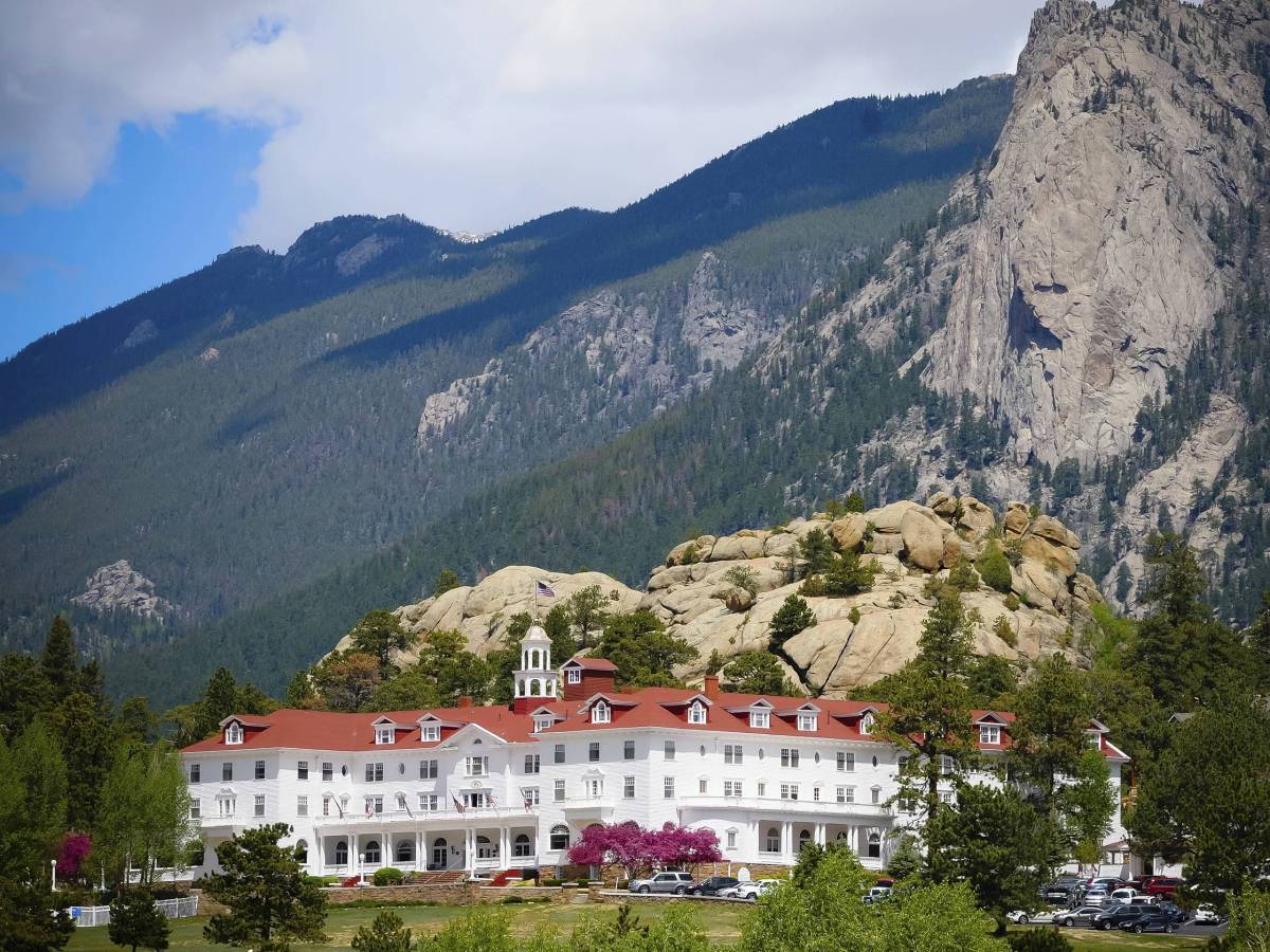 1200x900, 196 Kb / отель, стенли, сияние, скала, Стивен Кинг