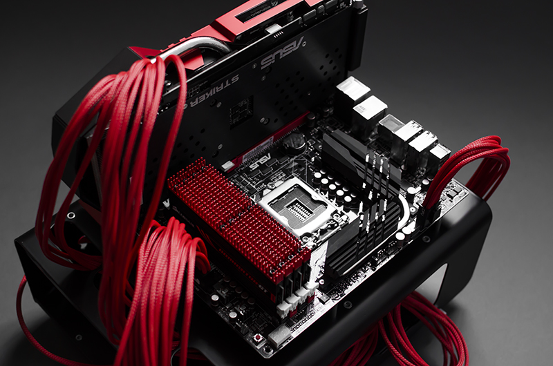 800x530, 323 Kb / материнская плата, видеокарта, asus