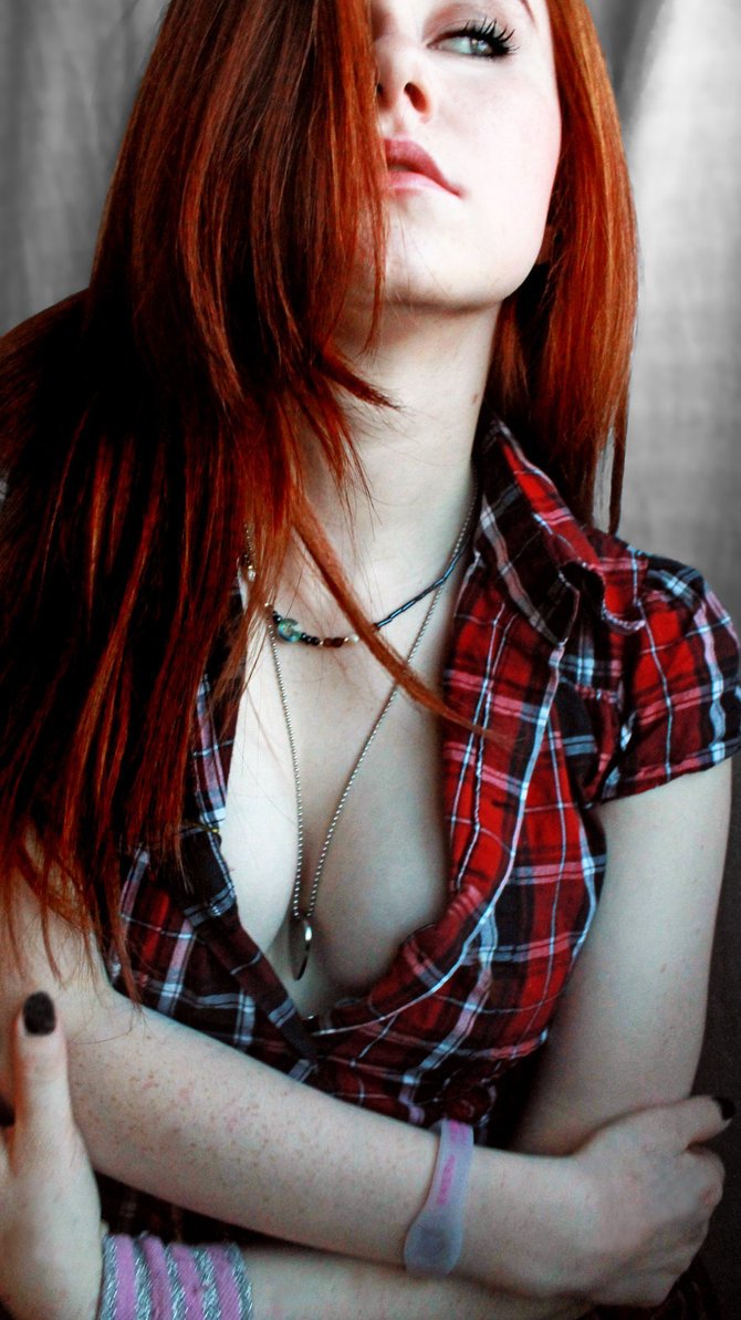 670x1193, 143 Kb / рубашка, клечатая, браслеты, фенечки, кулон, взгляд