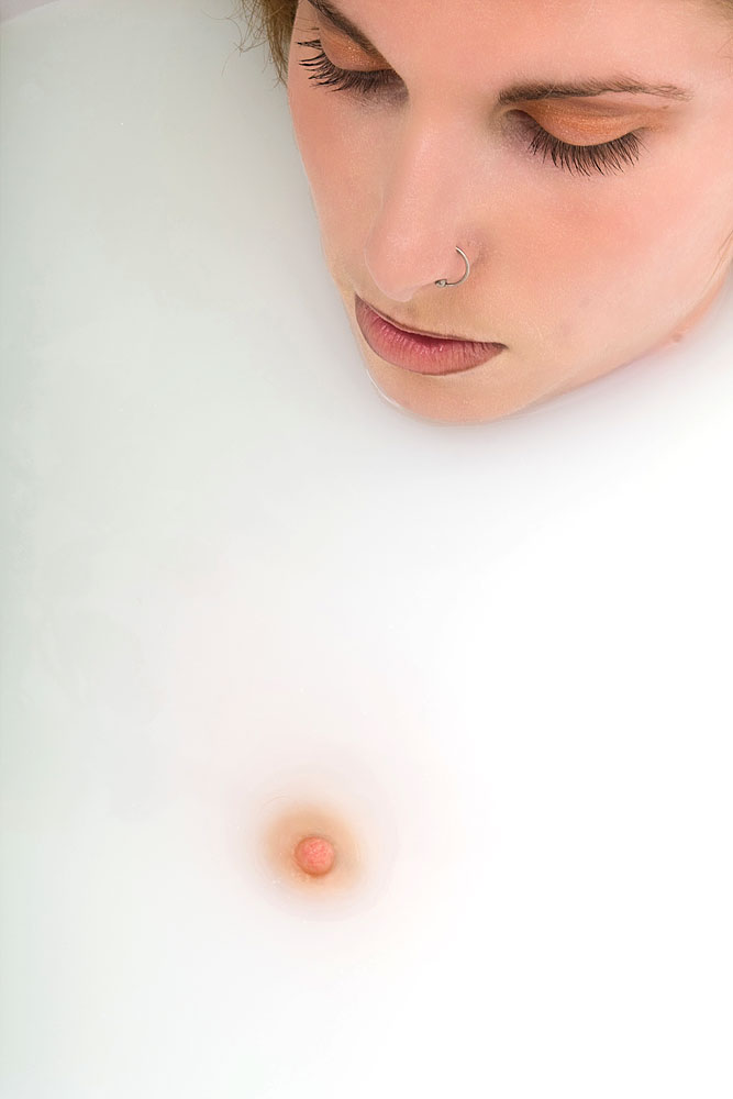 667x1000, 41 Kb / Молоко, сосок, кольцо