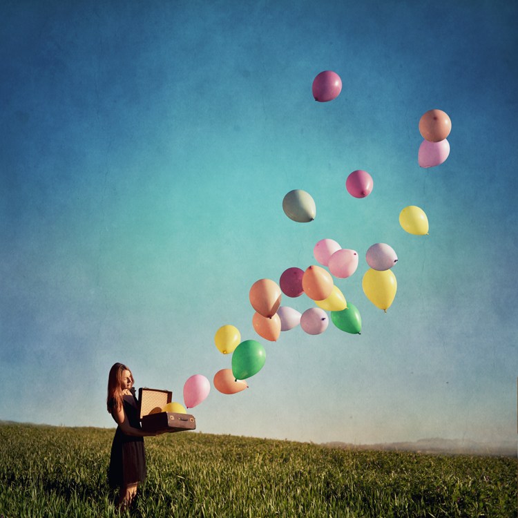 750x750, 112 Kb / воздушные шарики, чемодан