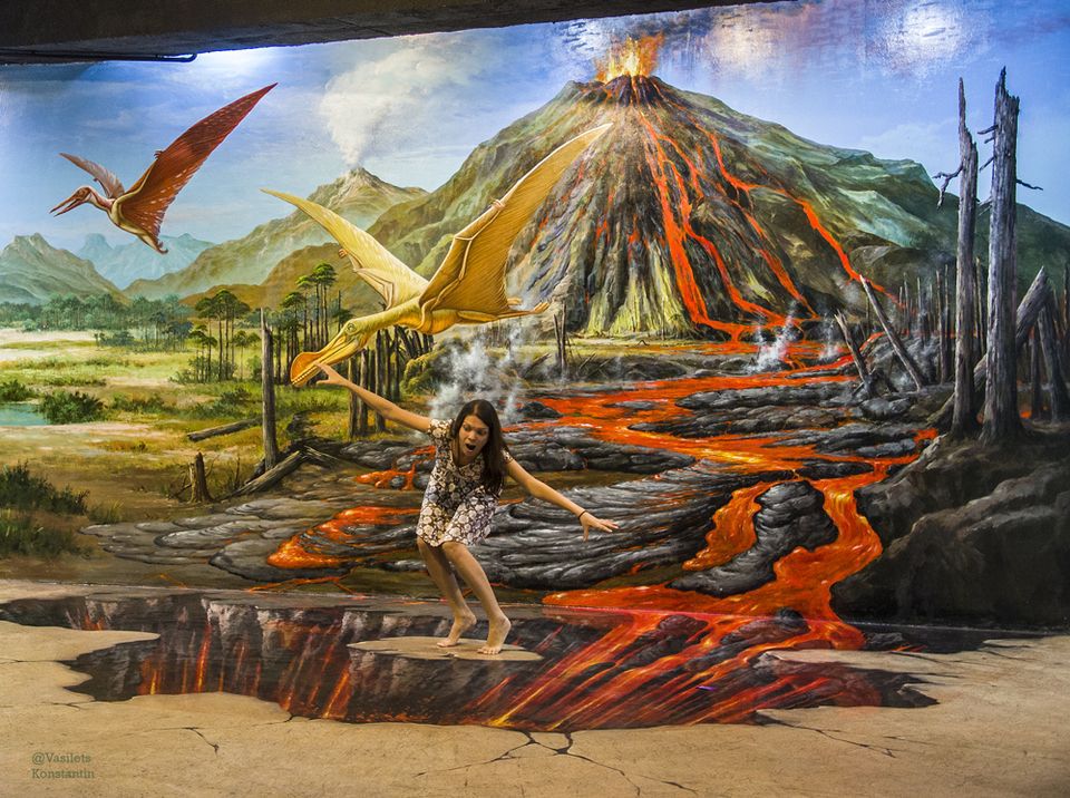 960x716, 165 Kb / иллюзия, графика, рисунок, гора, динозавр