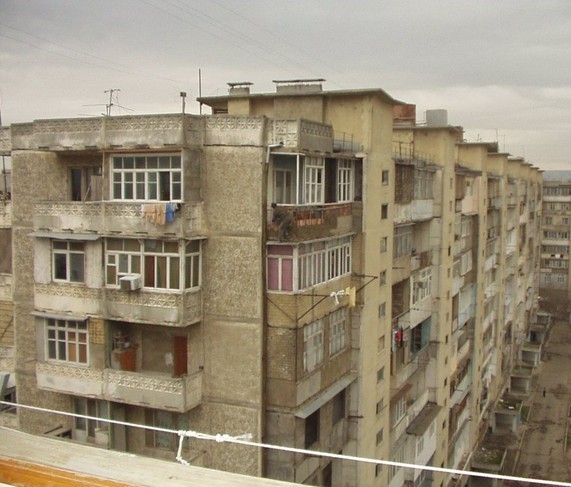 571x487, 75 Kb / штукатур, дом, балкон, ремонт