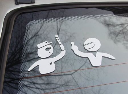 450x331, 30 Kb / наклейка, автомобиль