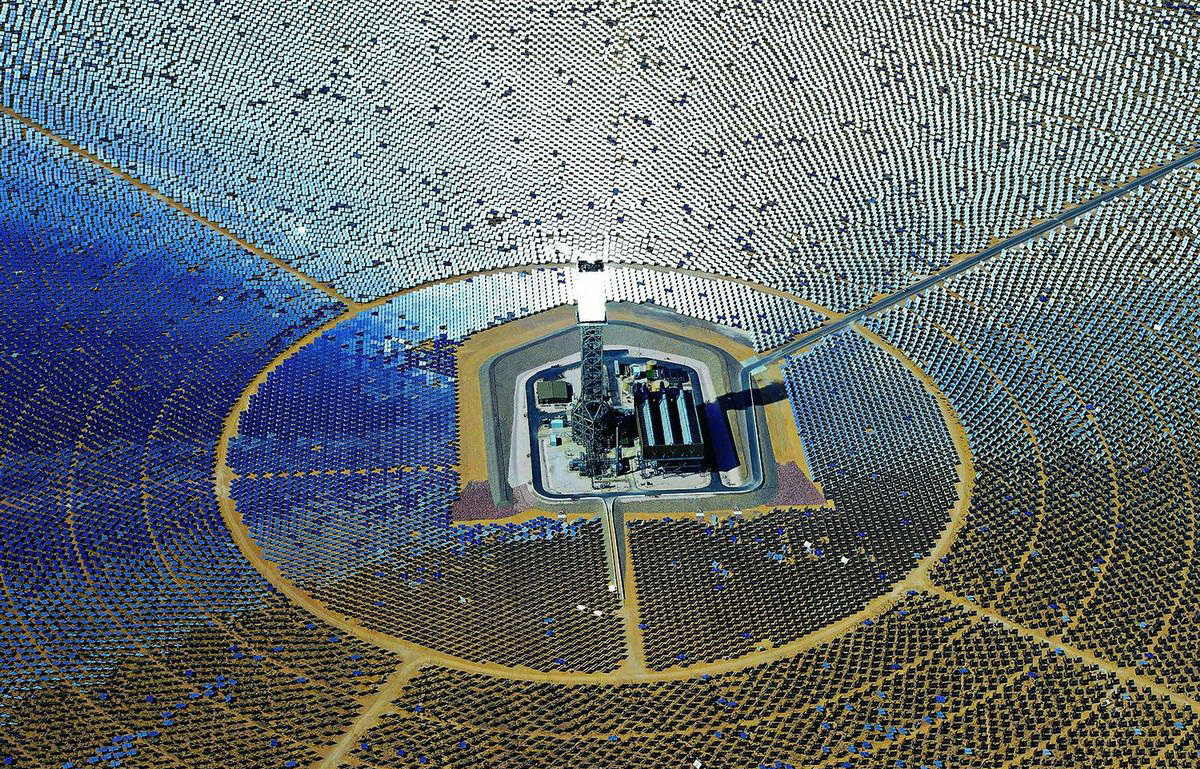 1200x769, 357 Kb / батареи, пустыня, солнечные, мохаве, электричество