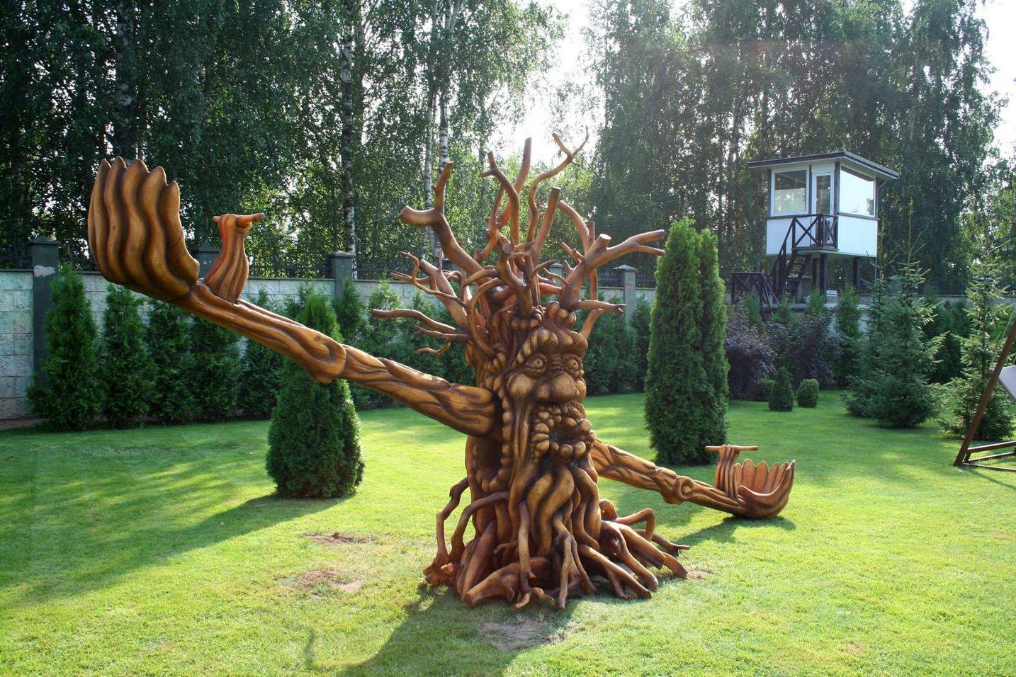 1434x956, 307 Kb / Качели, забор, вышка