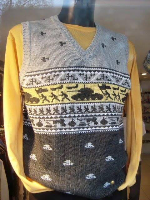 480x640, 61 Kb / танки, самолёты, солдаты, атака, свитер, узор