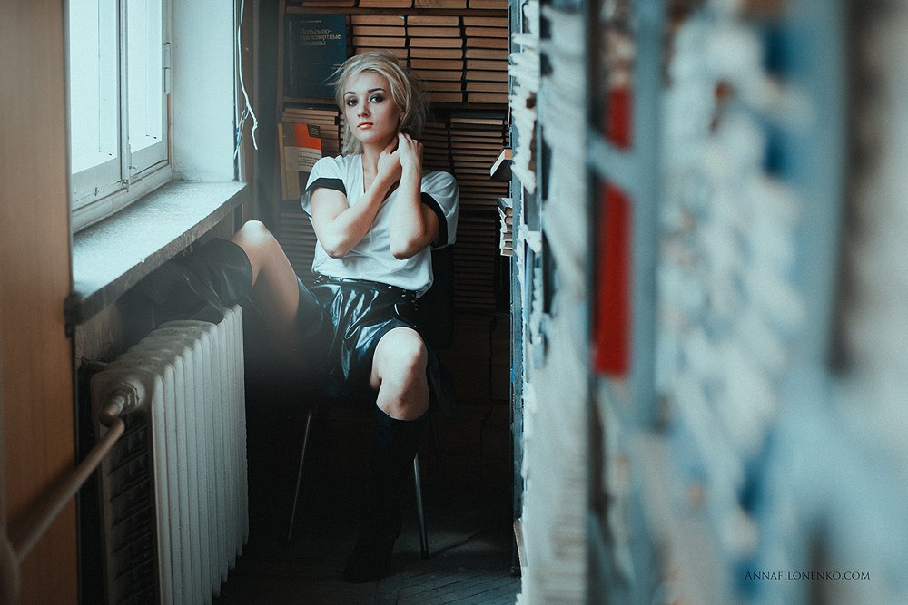 1000x667, 117 Kb / девушка, библиотека