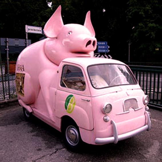 567x567, 69 Kb / Фиат 600 Мультипла, розовый, свиномобиль