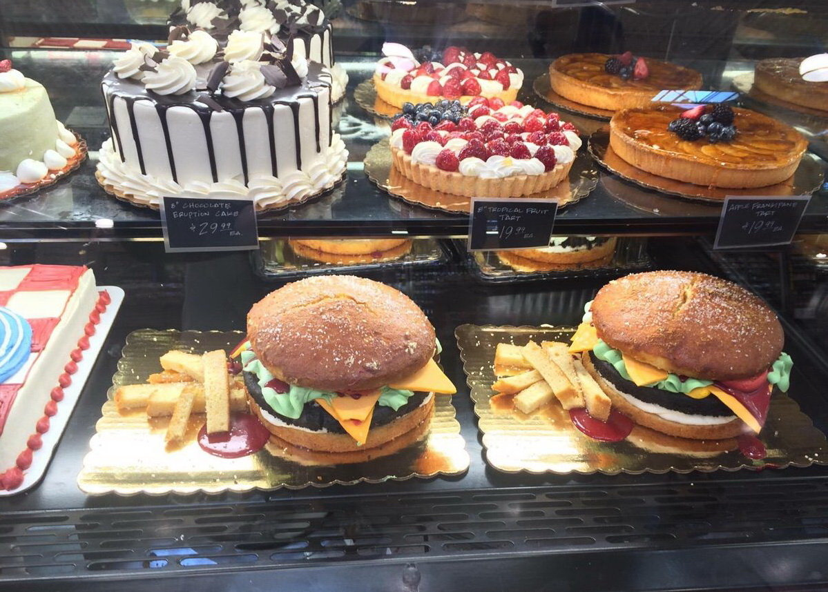 1199x858, 384 Kb / торт, витрина, гамбургер