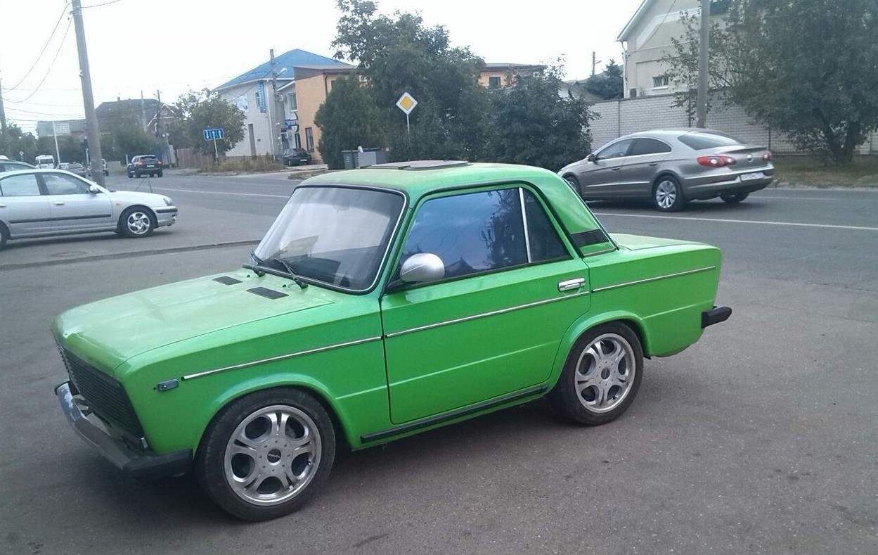 1249x789, 243 Kb / жигули, купе, зеленое