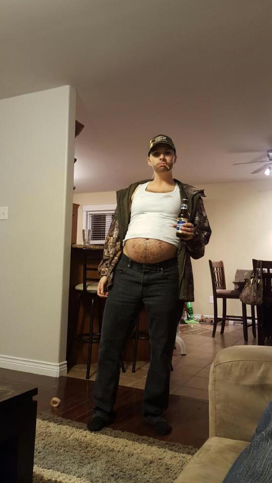 540x960, 41 Kb / хэллоуин, костюм, пузо, пиво