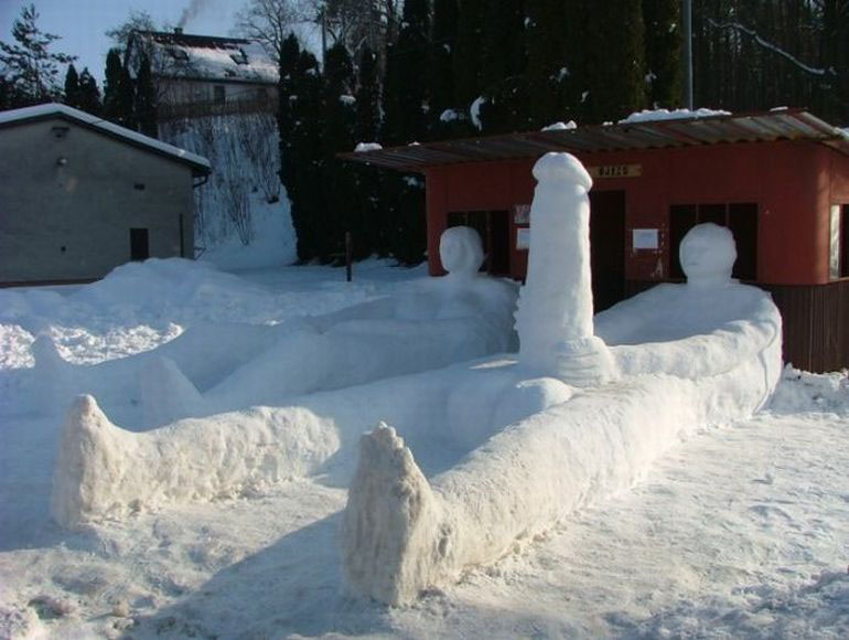 770x580, 98 Kb / зима, снеговики, член, снег, женщина, мужчина