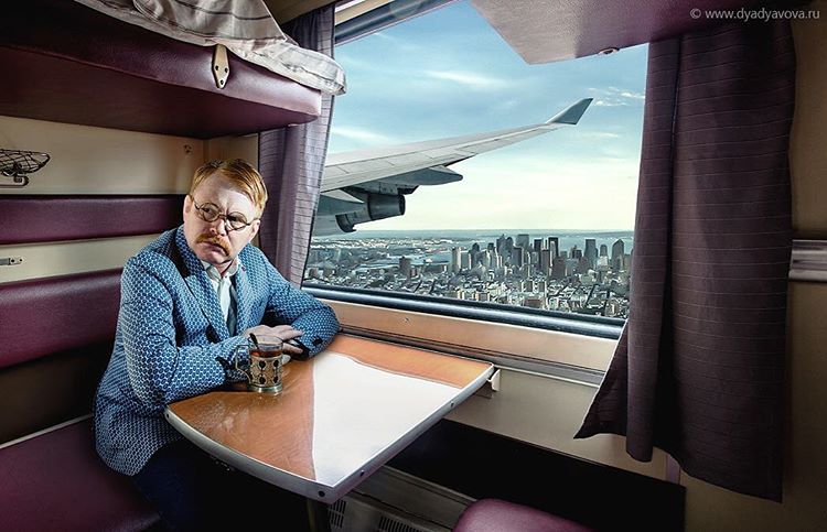 750x483, 68 Kb / купе, окно, крыло, самолёт, город, очки