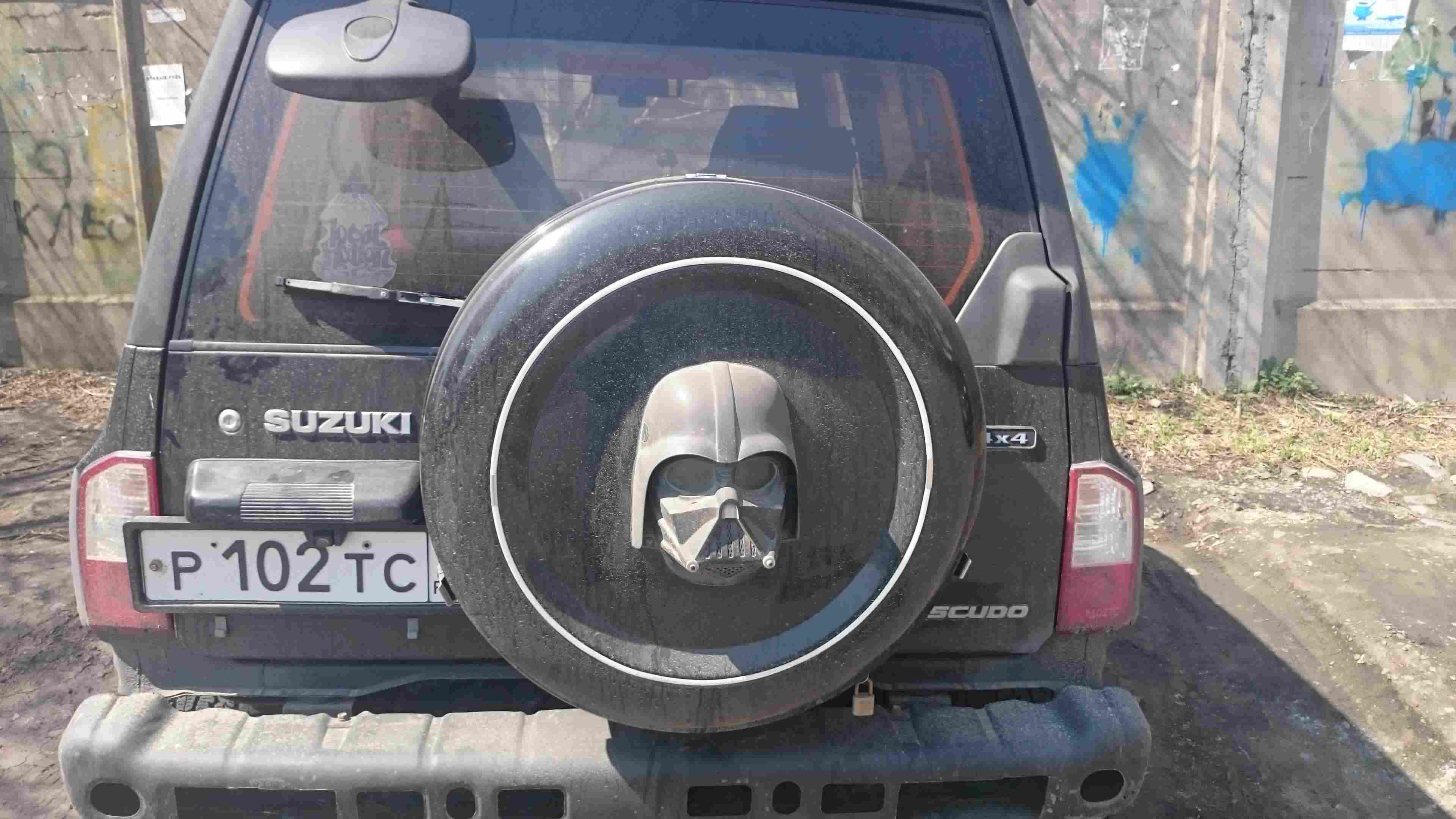 3840x2160, 256 Kb / Star Wars, Suzuki, Дарт Вейдер, шлем