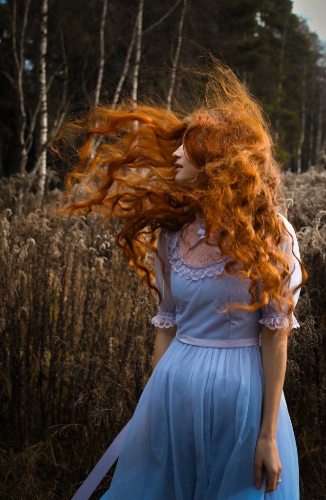 667x1024, 111 Kb / рыжая, платье, лес