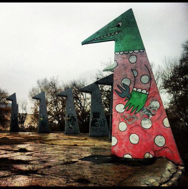 600x603, 84 Kb / крокодил, горошек, вилка, пирамидоголовый