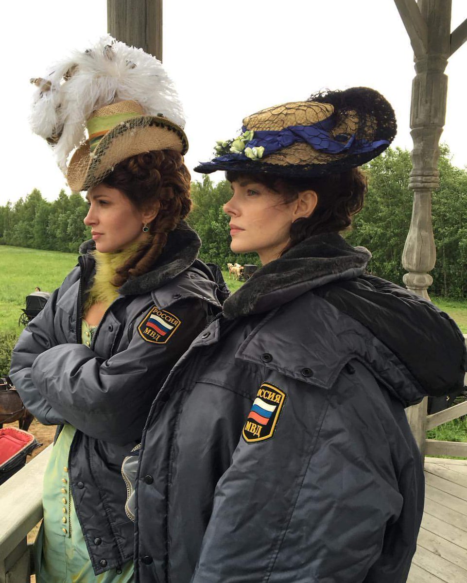 961x1200, 187 Kb / бушлаты, шляпки, красавицы, Боярская, Макеева, Анна Каренина