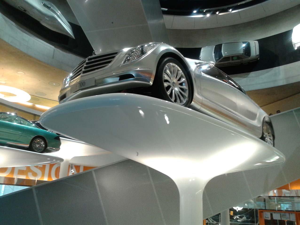 1276x957, 146 Kb / Мерседес, Бенц, Музей, Штуттгарт