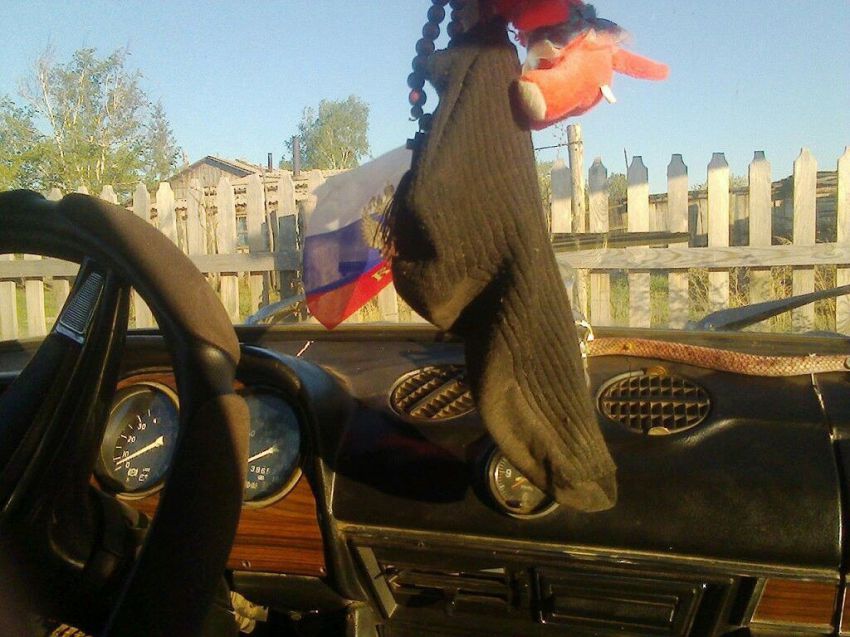 850x637, 94 Kb / авто, вонючка, носок