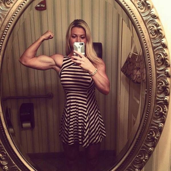 600x600, 63 Kb / зеркало, селфи, бицепс, мясистая