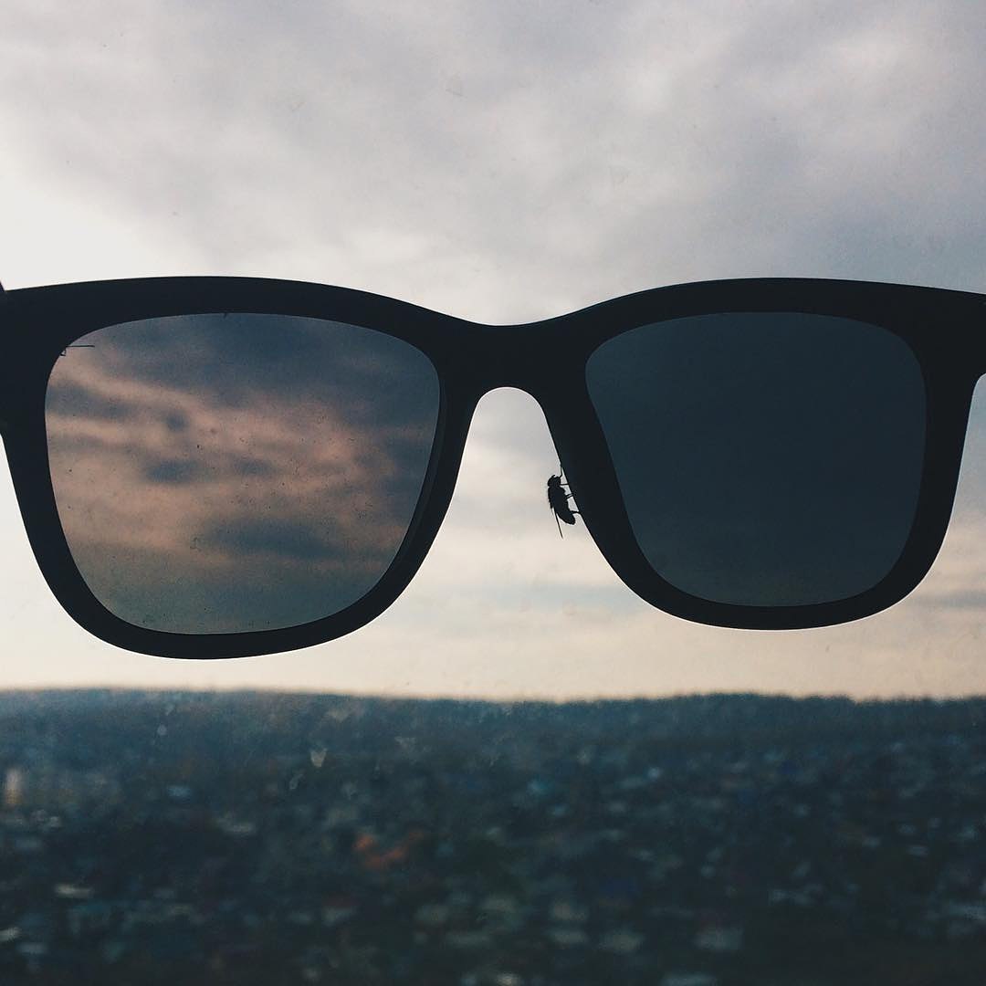 1080x1080, 64 Kb / очки, муха